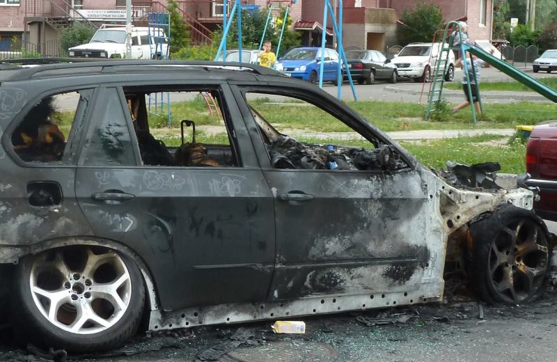 В Калининграде в автомобиле «Шкода Рапид» выгорели салон и багажник