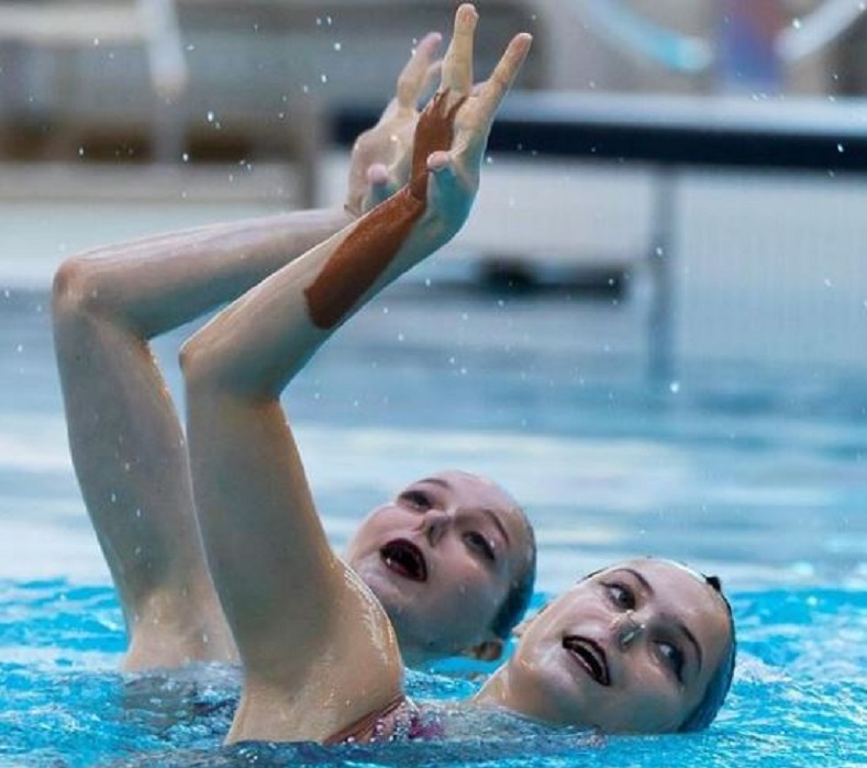 В Калининграде в бассейне ФОК «Автотор-арена» стартовал Кубок России по синхронному плаванию