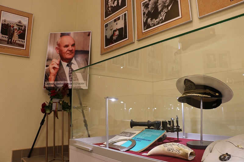 К 90-летию со дня рождения первого губернатора региона в ИХМ открылась мемориальная экспозиция