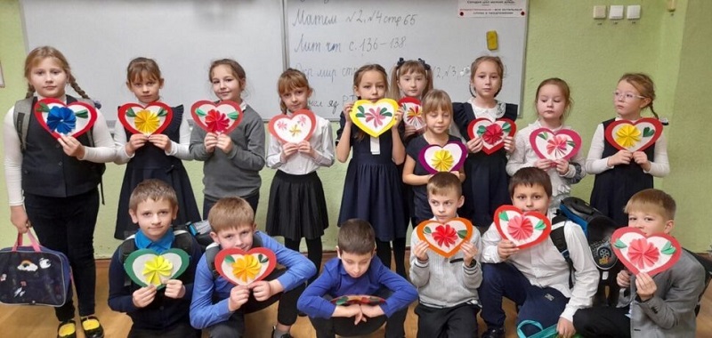 В муниципалитетах: в посёлках Калининградской области отметили День матери