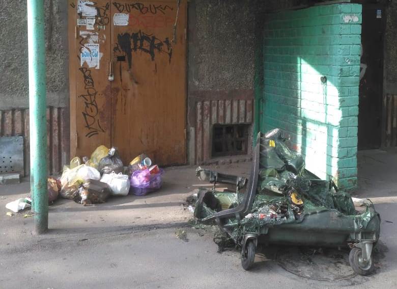 В Калининграде с завидной регулярностью продолжают гореть отходы