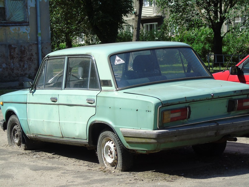 Свежо предание: брошенные авто уберут с улиц Калининграда
