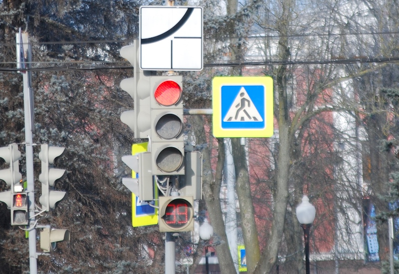 Внимание, сегодня в Калининграде выключили светофор на оживленном перекрестке