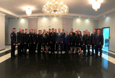 В Калининграде начальник УМВД Игорь Илларионов встретился с выпускниками ведомственных вузов