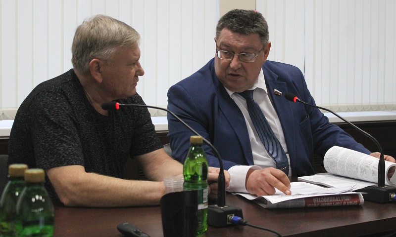 Александр Пятикоп: «Меры, принимаемые федеральным центром, недостаточны для успешного развития Калининградской области»