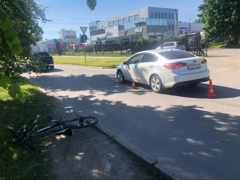 Накануне в Калининградской области под колеса авто угодили два пешехода и велосипедист