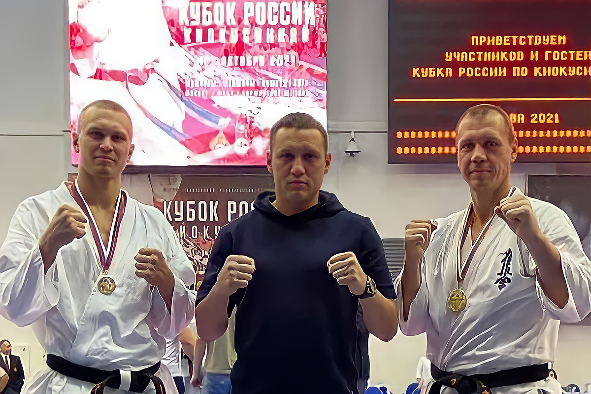 Бойцы из Калининграда завоевали два золота и бронзу Кубка России по киокусинкай