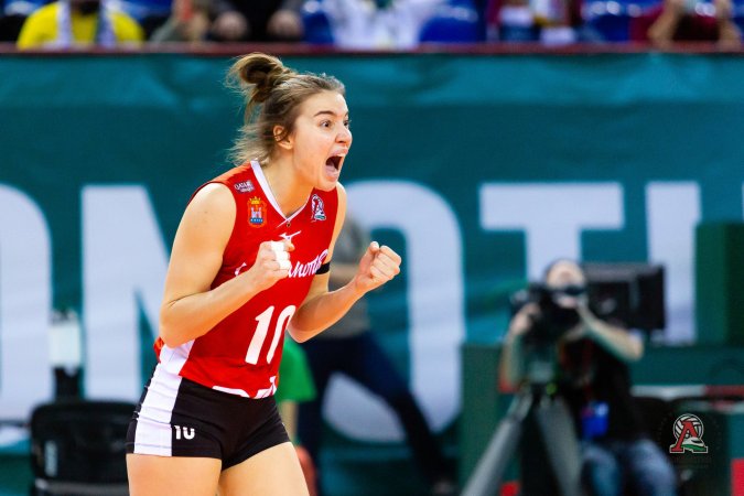 Волейболистка из Калининграда признана самой эффективной блокирующей очередного тура Суперлиги