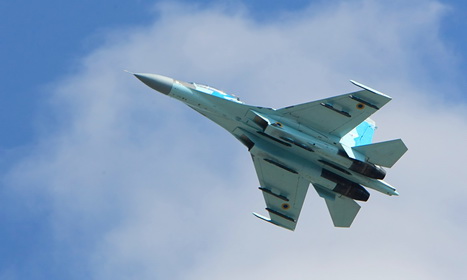 Истребители Балтфлота провели учебный бой с самолетами условного противника в небе над Калининградской областью