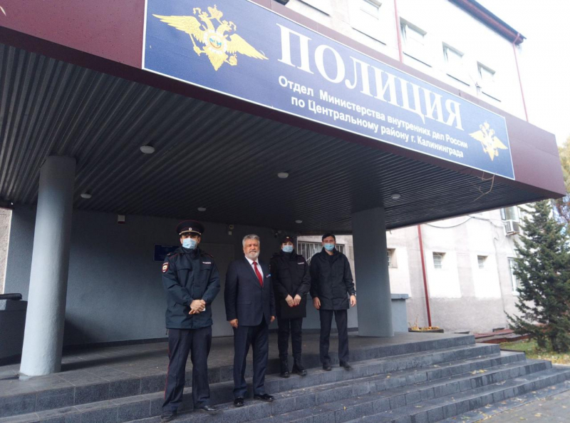 Общественники проверили работу одного из отделов полиции в Калининграде