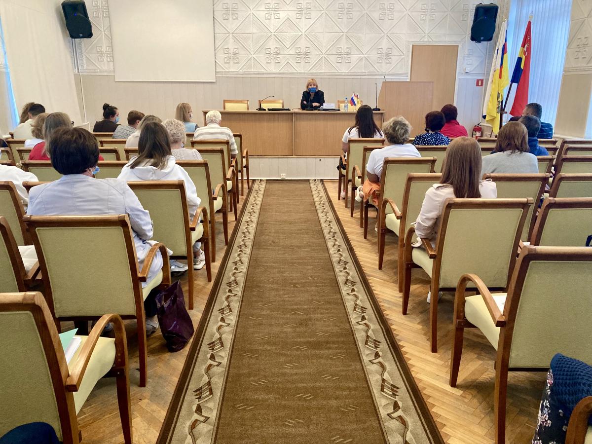 Профилактика COVID-19: главы УИК Калининграда проходят обучение в Роспотребнадзоре