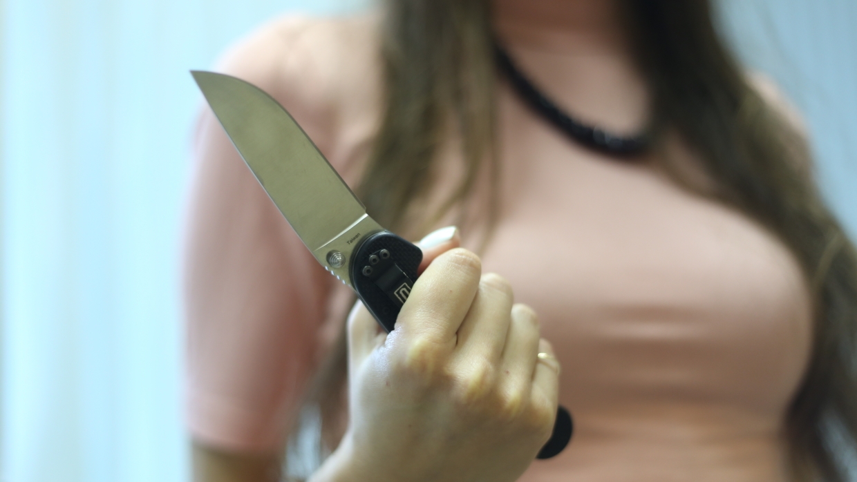 В Калининграде женщина ударила ножом своего собутыльника
