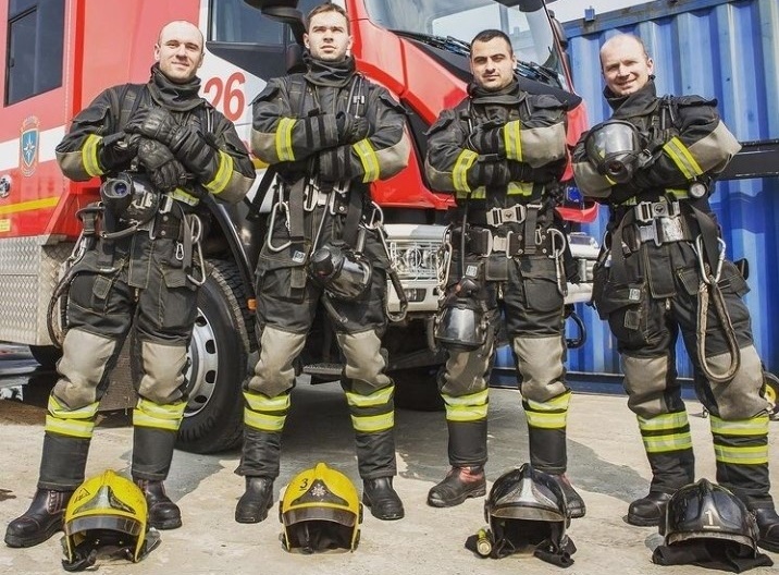 Пожарные из Калининграда участвуют в показательных выступлениях XIII Международного салона «Комплексная безопасность – 2021»