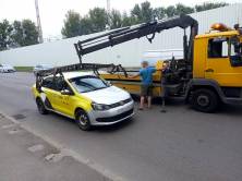 В Калининграде приставы арестовали авто должника по зарплате