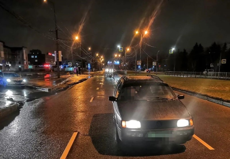 Накануне в Калининграде на пешеходном переходе сбили девушку