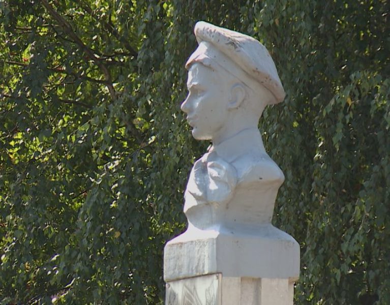 Мэрия Калининграда благоустроит территорию у памятника Павлику Морозову