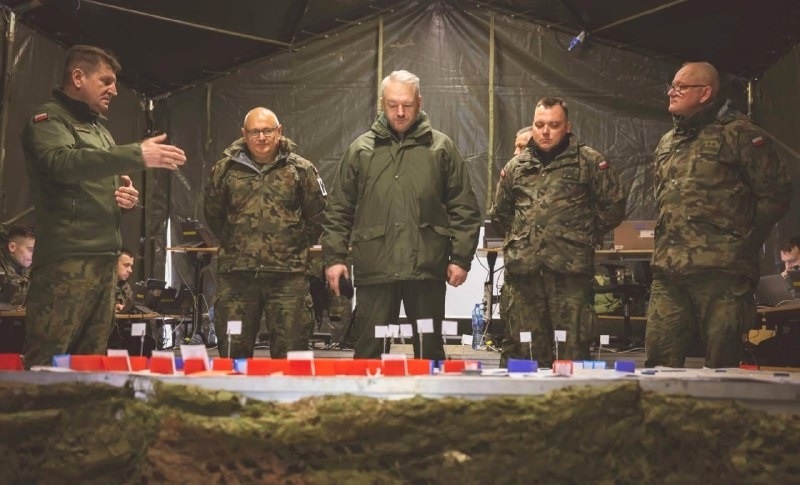 Польская группировка «охраны границы» выстроена для прорыва на Калининградском направлении