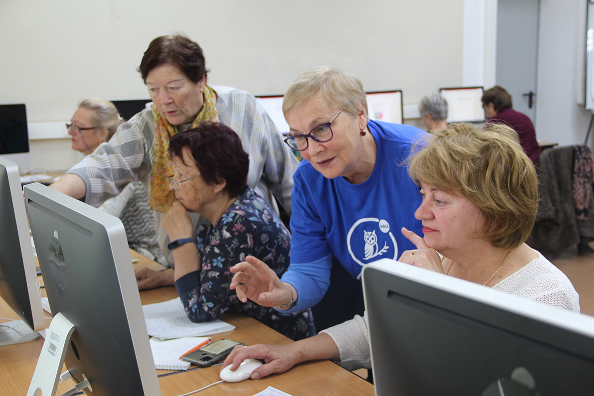 В Калининградской области пенсионеры прошли курсы компьютерной грамотности