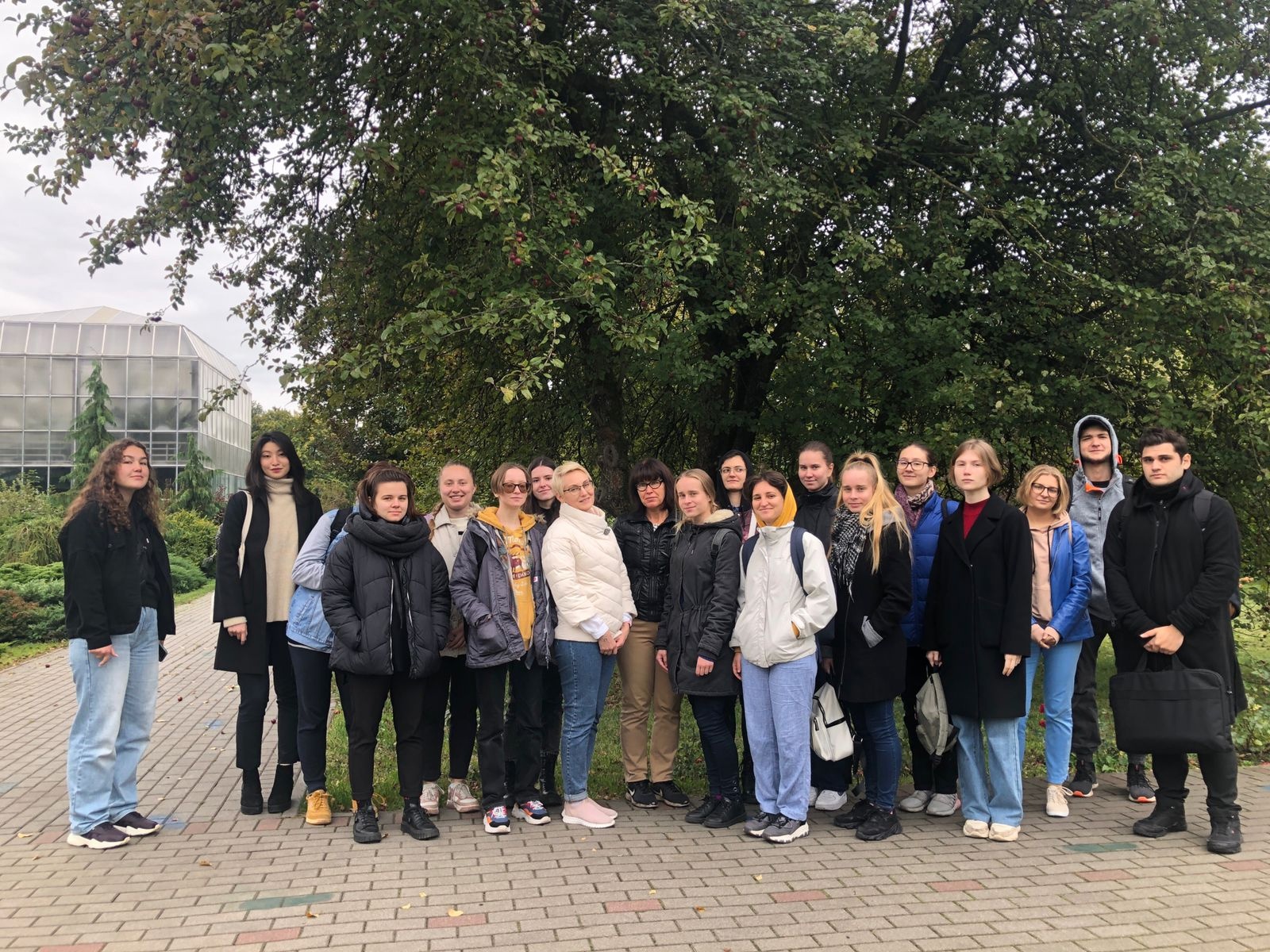 В Калининграде для студентов-биологов провели мастер-класс по дендрологической экспертизе в Ботсаду