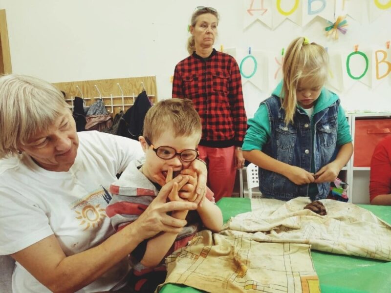 В Калининграде волонтеры начинают занятия для детей с ограниченными возможностями здоровья