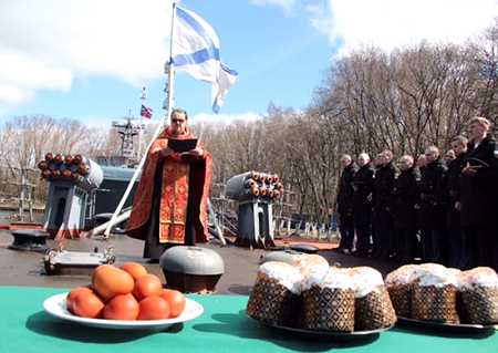 В день Святой Пасхи военнослужащие Балтфлота отведают крашеные яйца