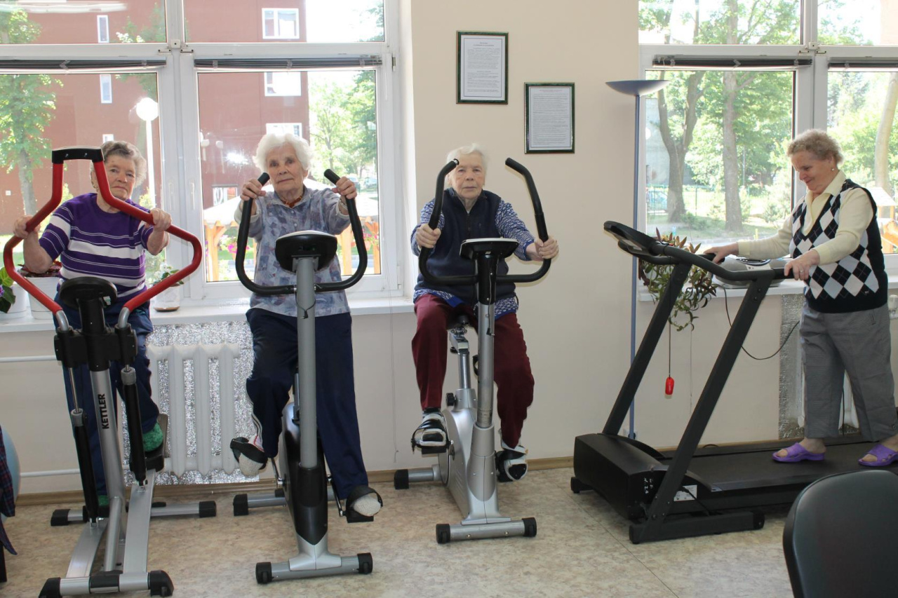 В Калининградской области пенсионерам предоставляются меры поддержки и соцуслуги