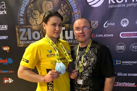 Спортсменка из Калининграда Яна Барановская завоевала две медали чемпионата мира по армрестлингу