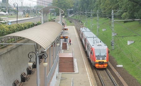 Пригородные поезда приморского направления переводятся на «летний» график