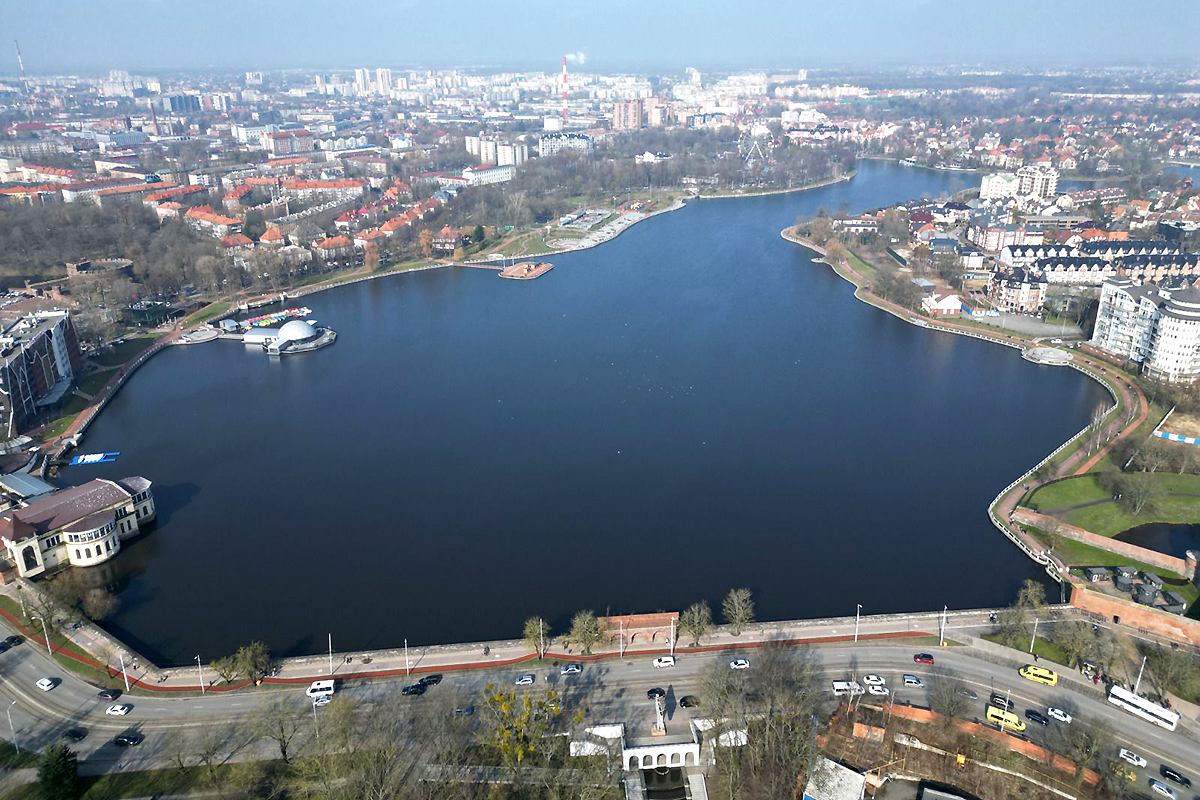 Региональные власти начали подготовку к расчистке озера Верхнего в Калининграде