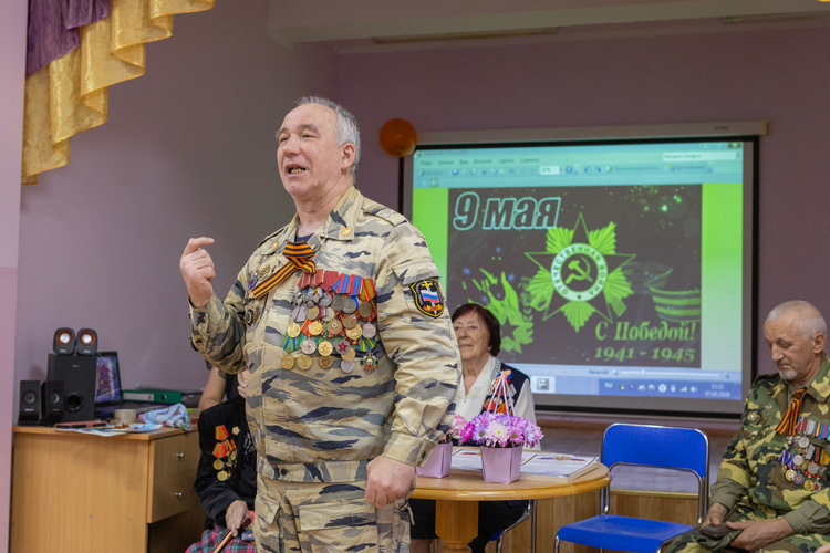На западе Калининградской области Росгвардейцы провели урок мужества для школьников