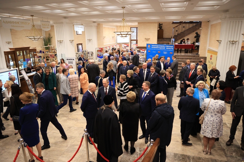 30 лет исполнилось Калининградскому парламентаризму