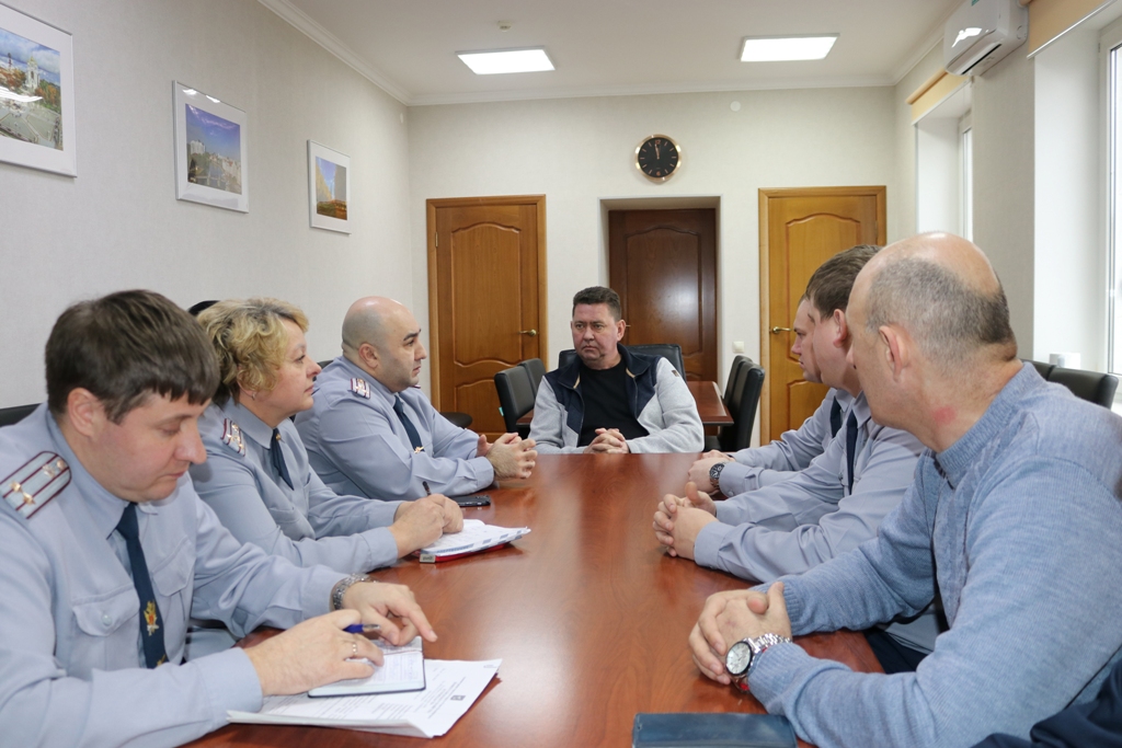 В Калининграде продолжается сотрудничество между региональным УФСИН и МБУ «Чистота»