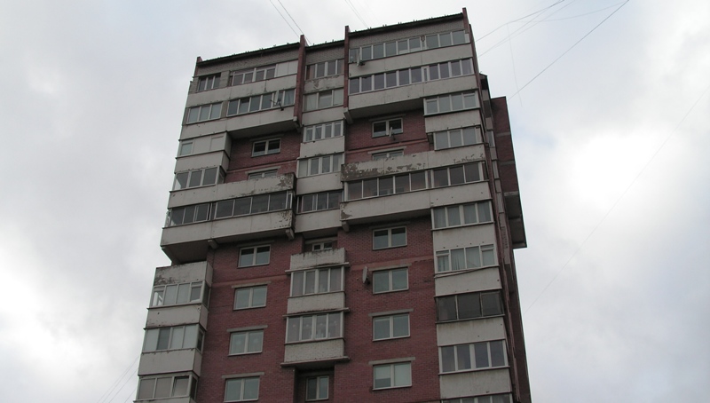 В Калининграде ребенок выпал из окна