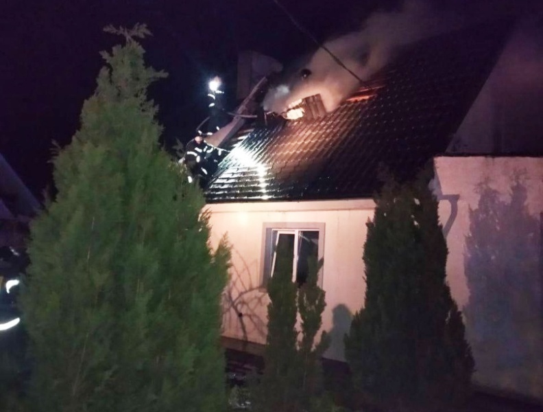 Накануне в Калининградской области пожарные эвакуировали шесть человек