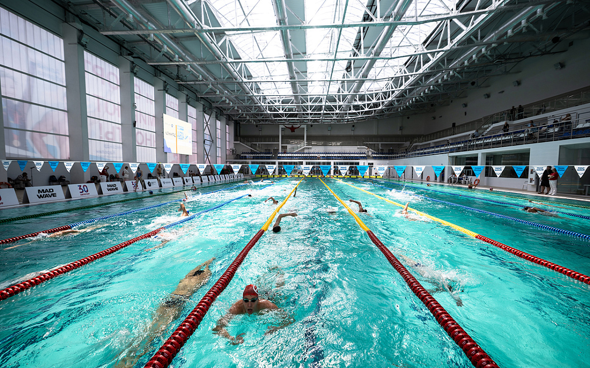 Сезон российского олимпийского плавания завершился в Калининграде «Кубком Балтийского моря»