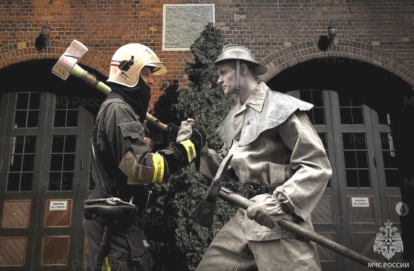 Огнеборцы приглашают калининградцев и гостей города на профессиональный праздник