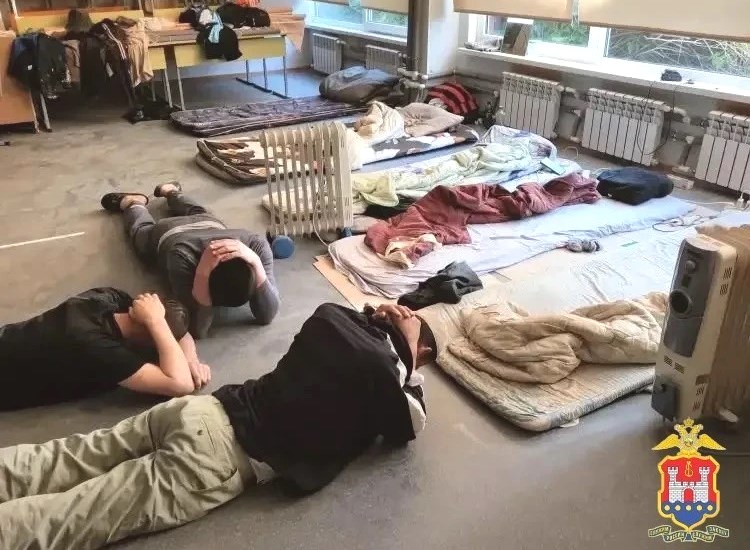 В Балтийске выявили 12 мигрантов «школьников»