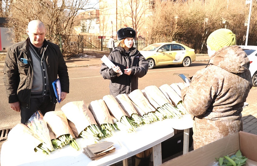 Цветы вне закона: в Калининграде прошли рейды против торговли цветами
