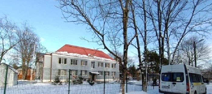 В муниципалитетах: в Зеленоградске выявили одного бомжа, накормили и обогрели его