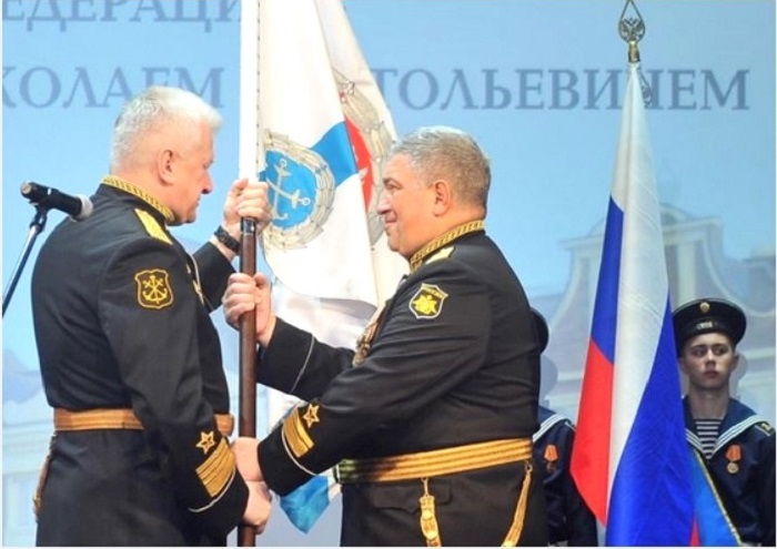 Главнокомандующий ВМФ вручил знамя филиалу Калининградского НВМУ