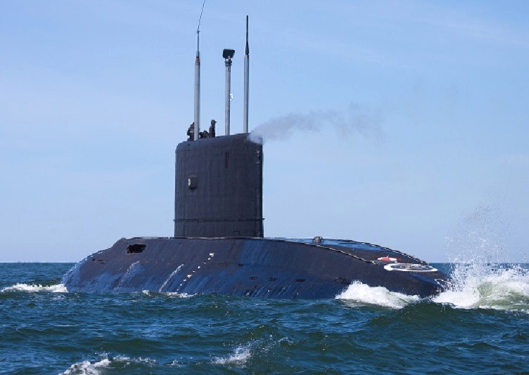 Экипажи ПЛ «Дмитров» и «Можайск» отрабатывают задачу Л-2 в морских полигонах Балтфлота