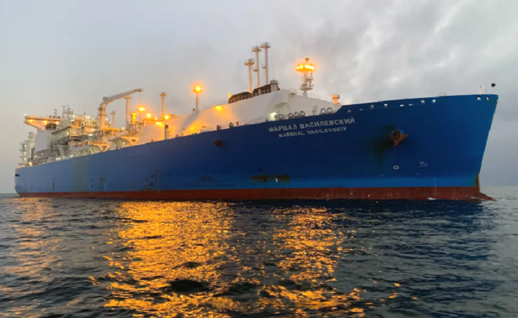 «Газпром» залил Калининградской области «полный бак» СПГ