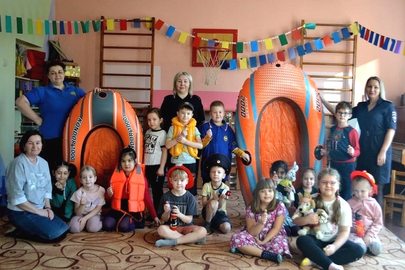 В детском саду «Огонёк» детей погрузили в правила безопасности