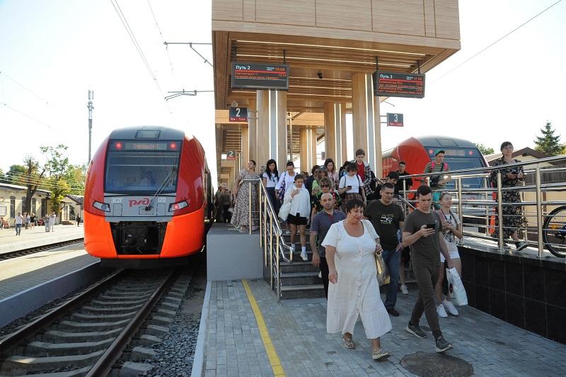 С 1 июня пригородный поезд Чернышевское – Калининград будет курсировать по выходным и праздничным дням