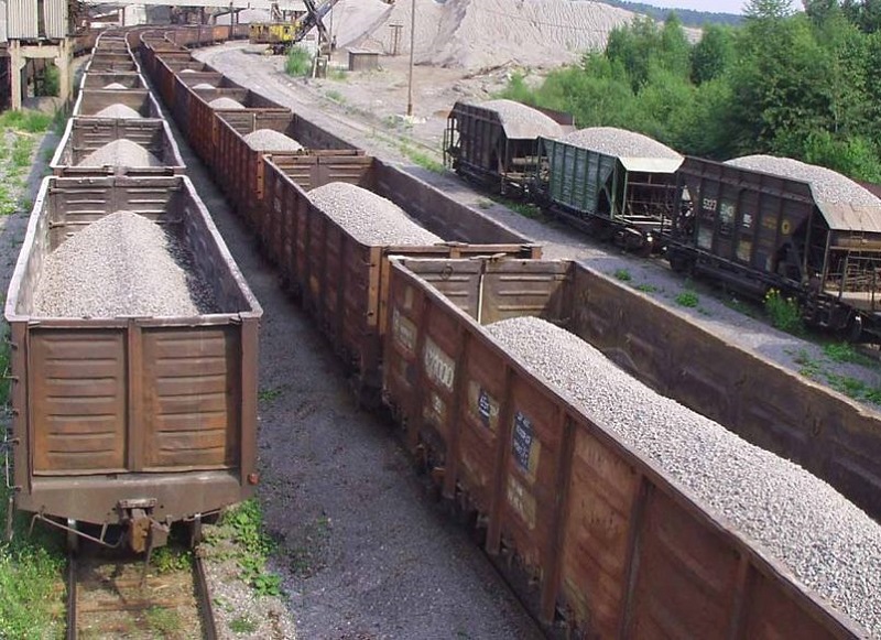 Калининградская железная дорога увеличила перевозки песка более чем в полтора раза