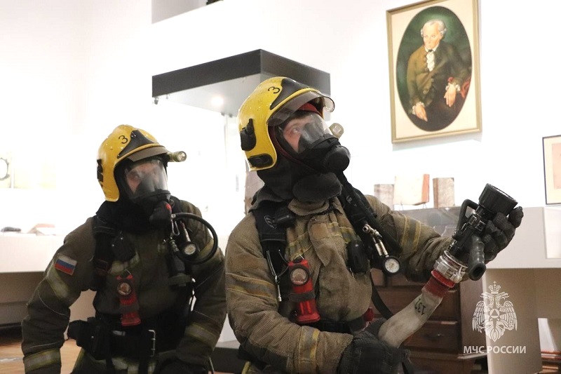 Стало известно, как в Калининграде в здании Кафедрального собора пожар ликвидировали