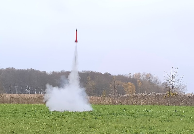 С аэродрома Борское, что в 55 км от польской границы, произвели запуск ракет