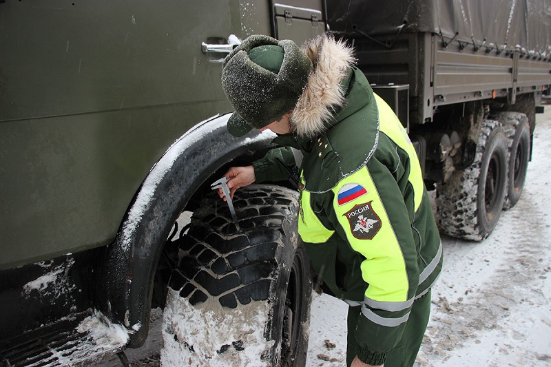 На Балтийском флоте военные автоинспекторы провели акцию «Автошина»