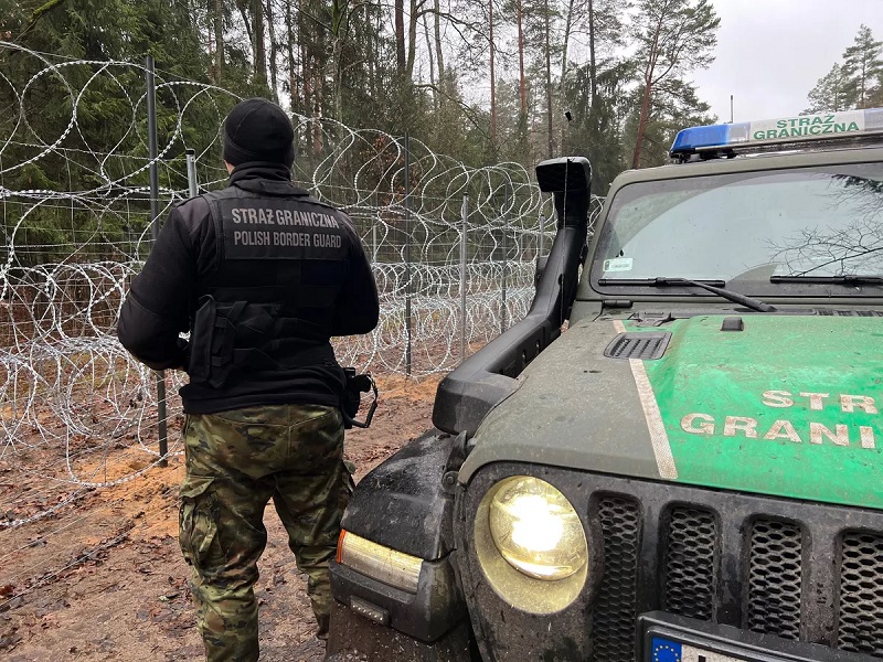 Польша уже соорудила более 100 км забора на границе с Калининградской областью