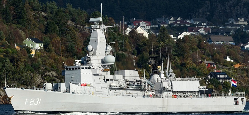 F 831 HNLMS Van Amstel 033
